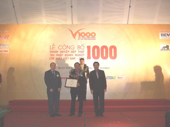 Công ty Cổ phần Đầu tư Đà Nẵng - miền Trung tại Lễ công bố V1000